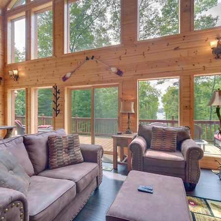 Scenic Hayward Lake View Retreat With Fire Pit Екстериор снимка