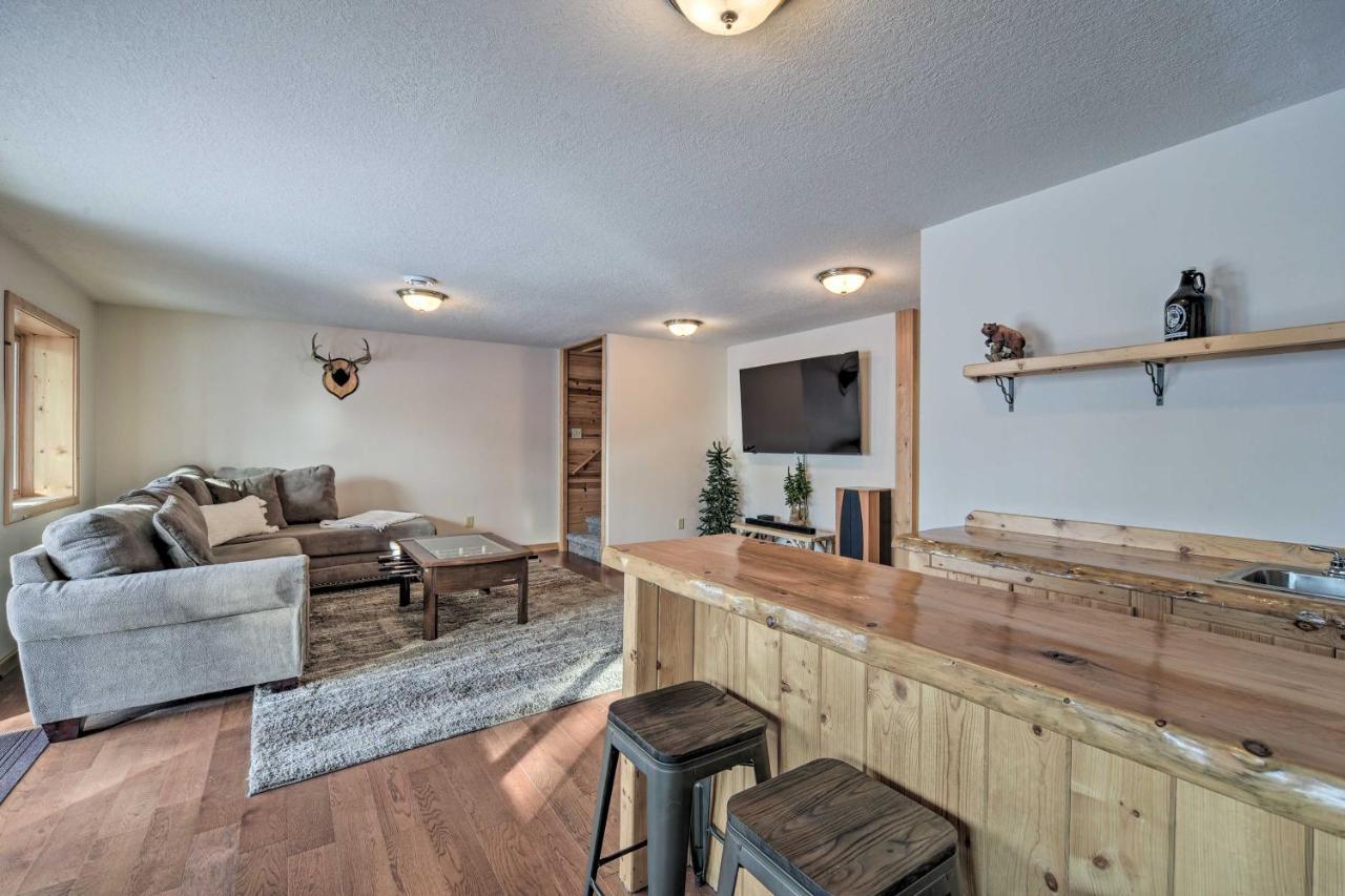 Scenic Hayward Lake View Retreat With Fire Pit Екстериор снимка