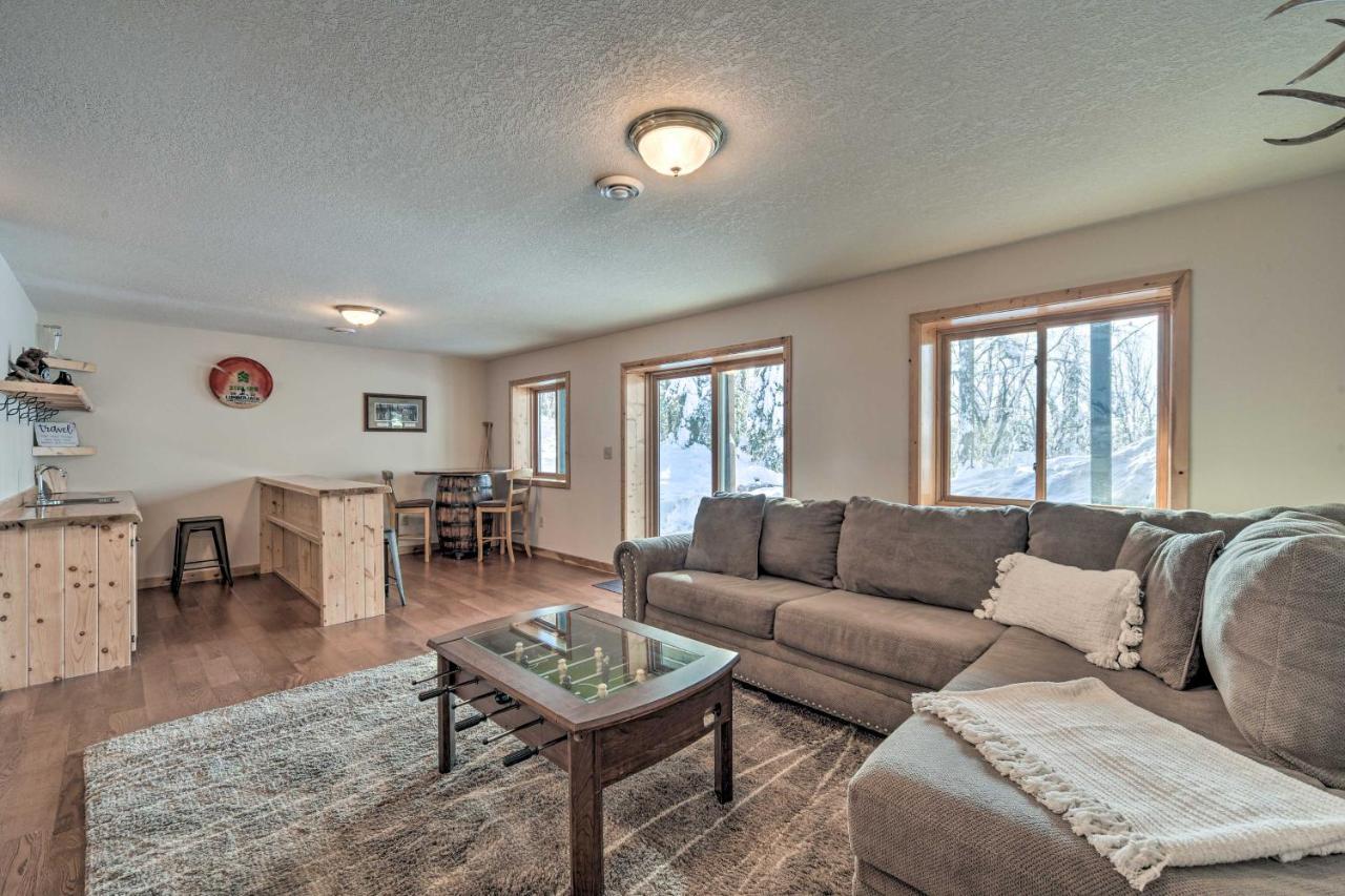 Scenic Hayward Lake View Retreat With Fire Pit Екстериор снимка